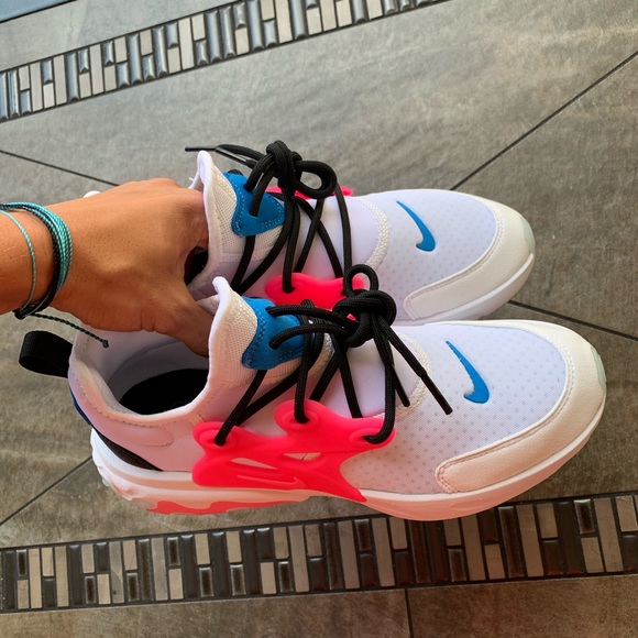 nike react presto (gs) • BRAND NEW • NEVER WORN - Picture 6 of 15